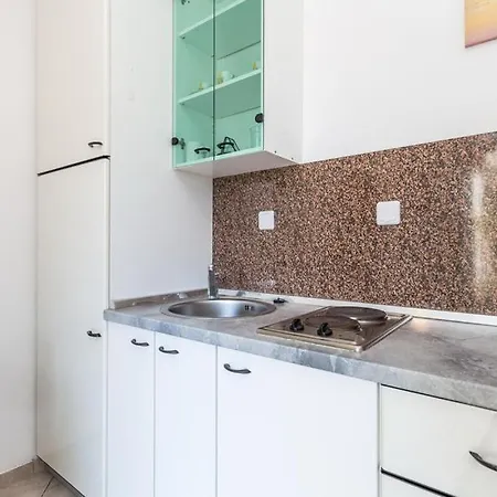 Jadranka Apartman Pag Town