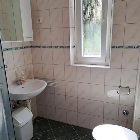 Jadranka Apartman Pag Town